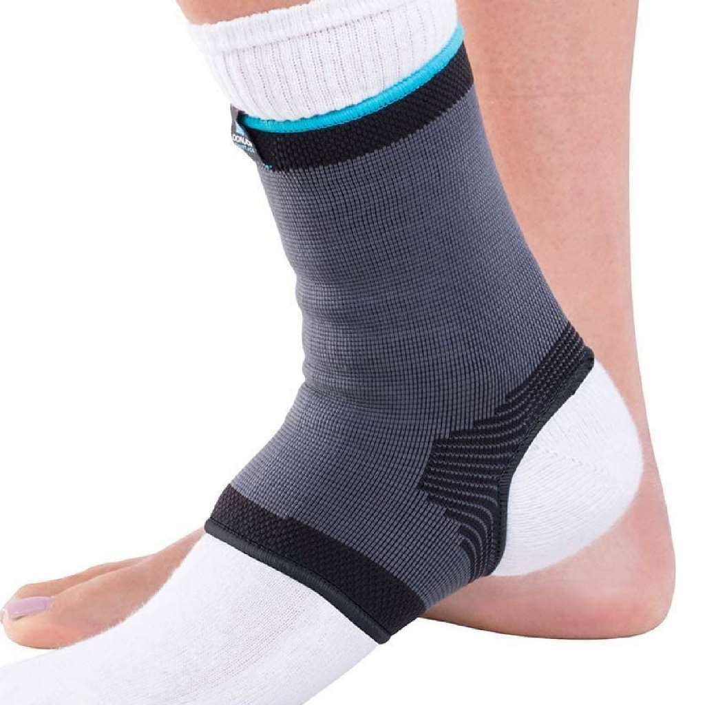 DonJoy Advantage Elastic Ankle Black, I përshtatet këmbës së majtë ose të djathtë, Madhësia M i përshtatet 8.5"-9.5"