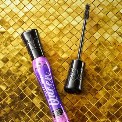 essence 2025 Holiday Lash Quad - Imperfect Box
