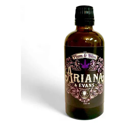 Koleksioni Plum & Bliss i Ariana & Evans