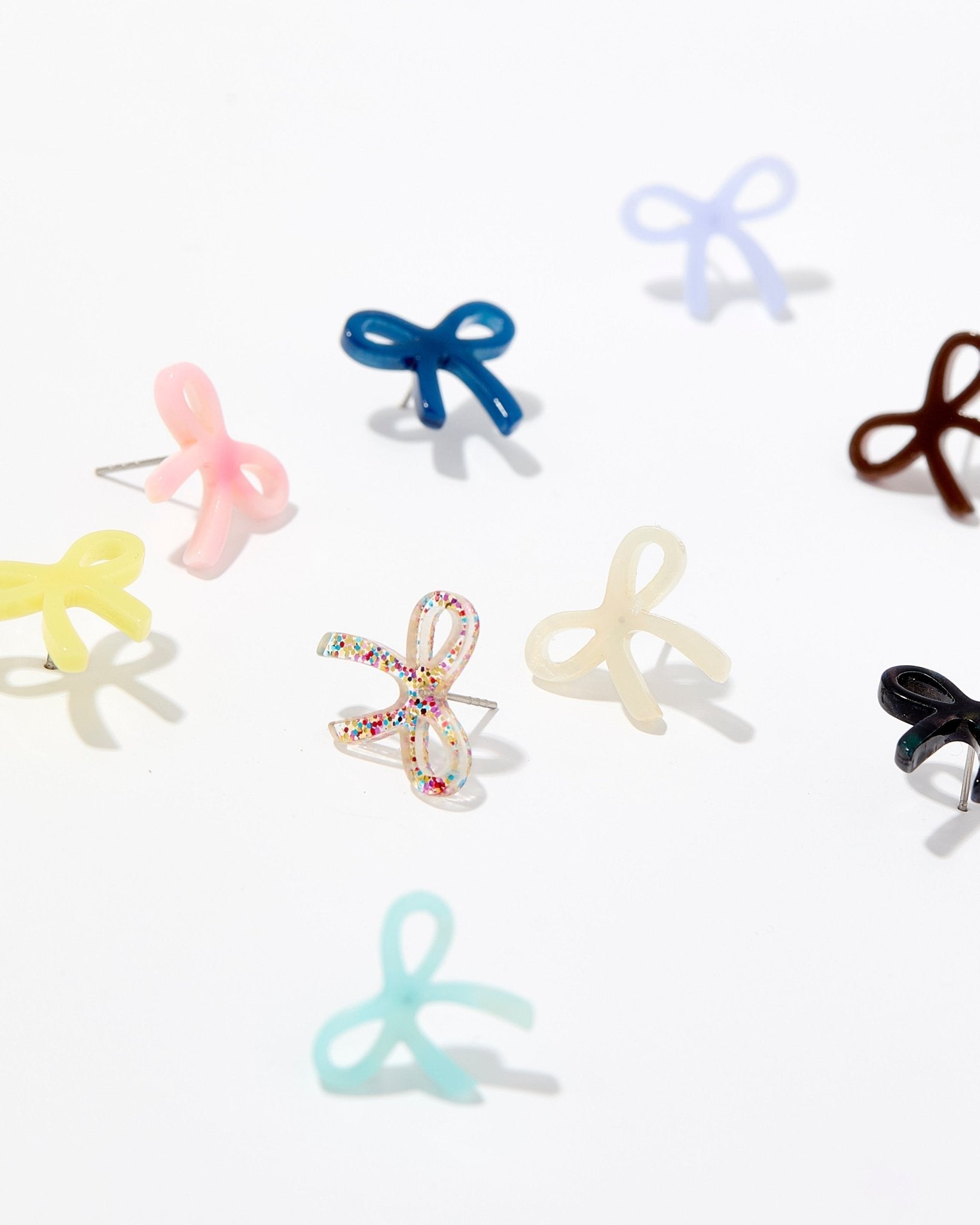 Kylie Bow Earrings - Lavender Haze